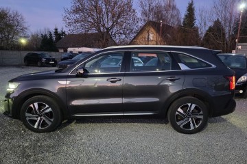 4WD PLUG IN Bogata Wersja Roczna Gwarancja Mechaniczna Śliczny!